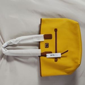 NEW Dooney and Bourke Pebbled Leather Tote Bag